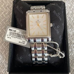Mens Bulova Watch New 96A142 never worn, needs new battery Quartz